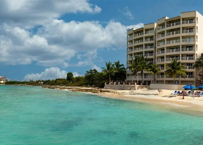 Penthouse Condo-las Brisas 702